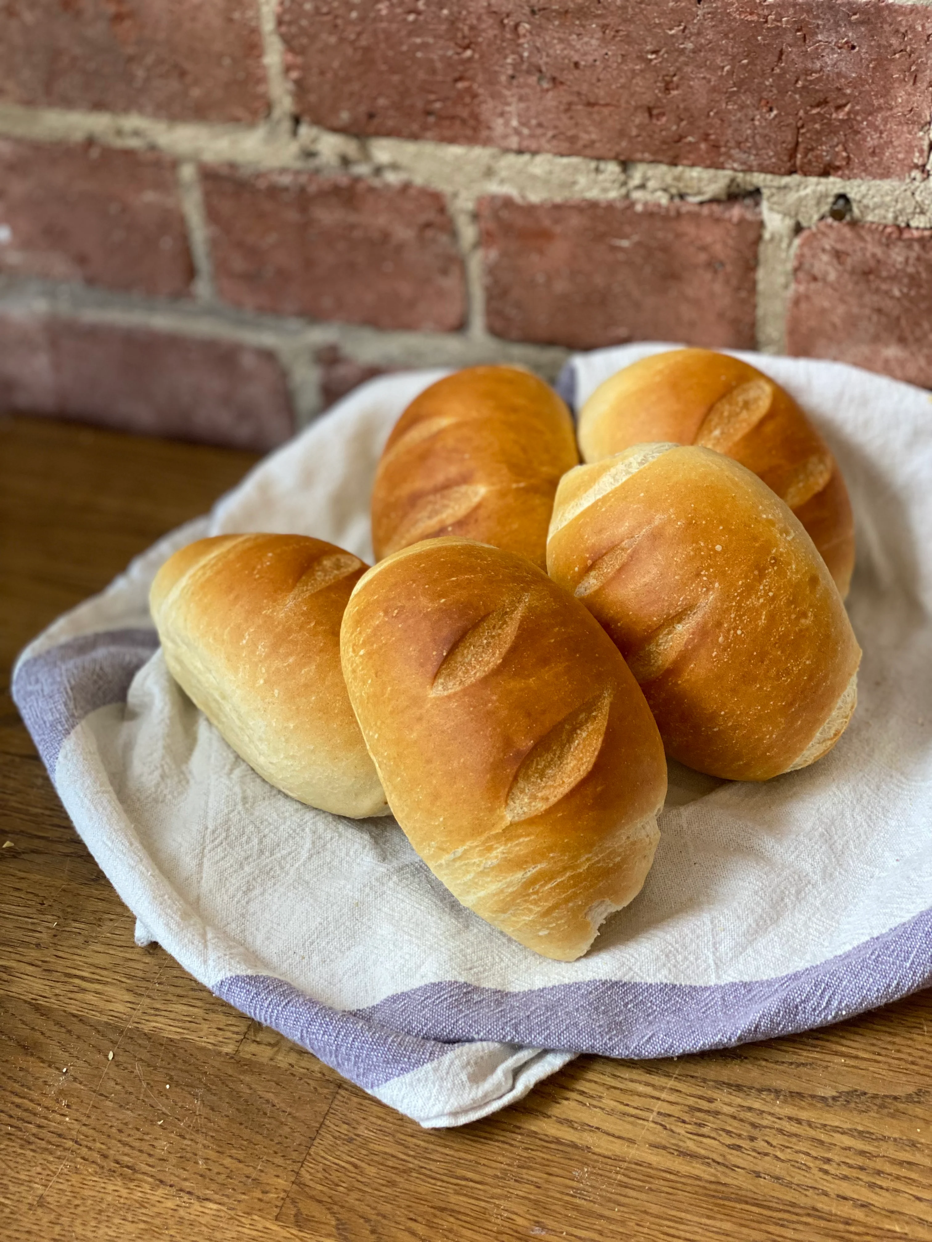 Spaccatelli Buns - Soft - Image 3